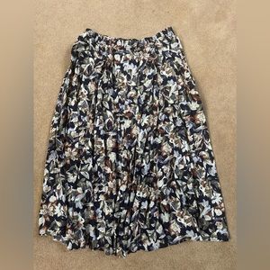 Women’s skirt